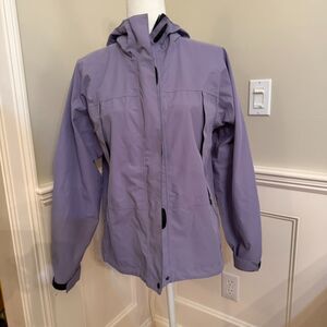 L.L.Bean Women's Waterproof Hooded Rain Jacket Purple Small